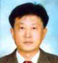 이우영 사진